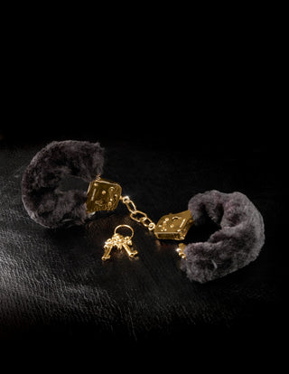 Pipedream - Fetish Fantasy Gold - Deluxe Furry Cuffs  - Gold/Black