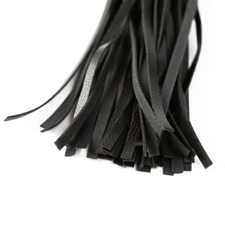 SEI MIO - Primed for Punishment - Faux Leather Flogger
