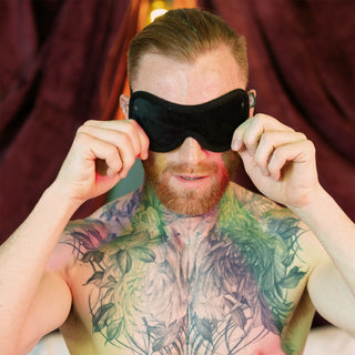 SEI MIO - Sensory Surrender - Blindfold  Gag and Earplug Kit
